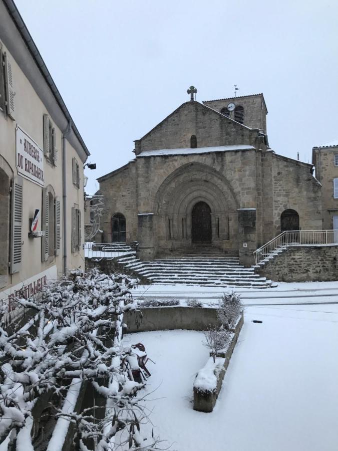 Auberge Du Ripailleur Dore-lʼÉglise Exteriör bild